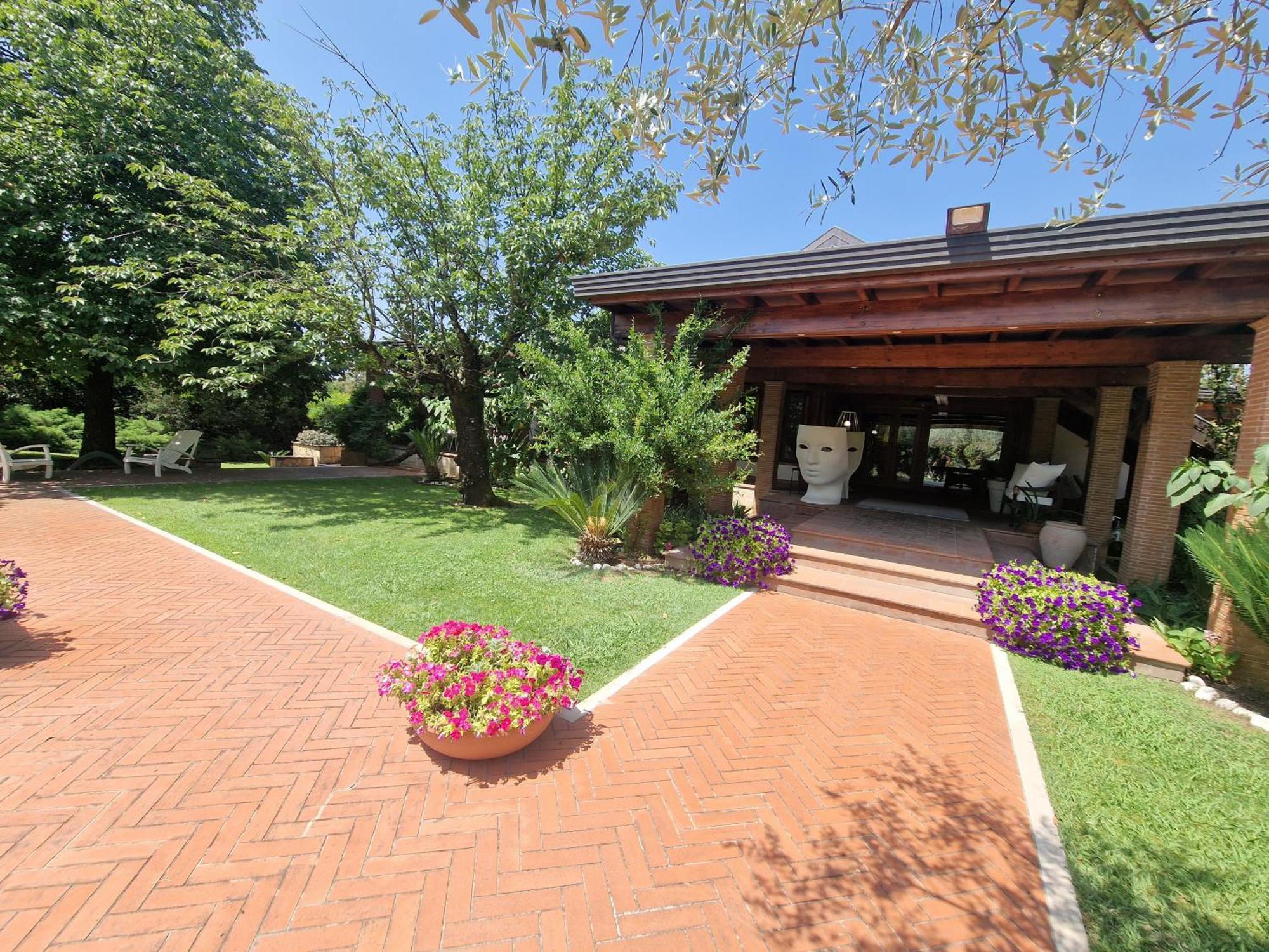 B&B Villa Sbaraglia Alatri Exterior foto
